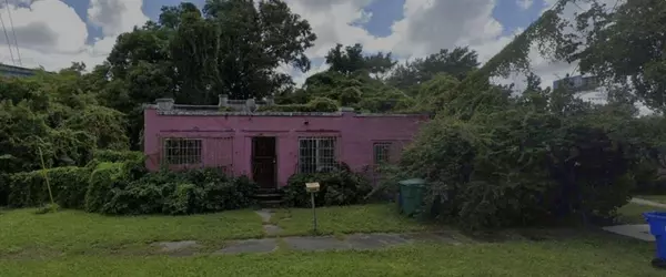 660 NW 43rd St, Miami, FL 33127