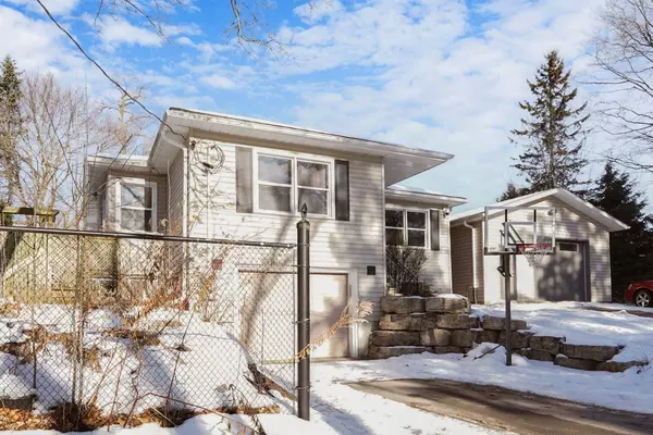 Whitchurch-stouffville, ON L4A 3G5,8 Victor DR