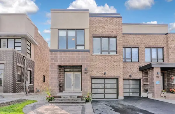 Richmond Hill, ON L4E 1C5,127 Anchusa DR #Lower