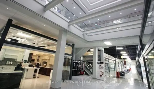 Vaughan, ON L4K 1Z8,7250 Keele ST #255