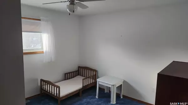 Oxbow, SK S0C 2B0,524 Boscurvis AVENUE