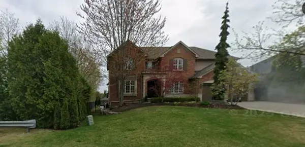 1088 Sturbridge DR, Burlington, ON L7P 5B5