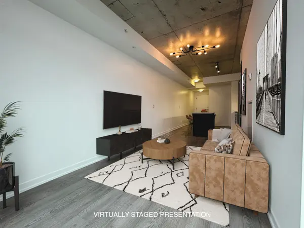 Toronto W01, ON M6K 0B9,1205 Queen ST W #306