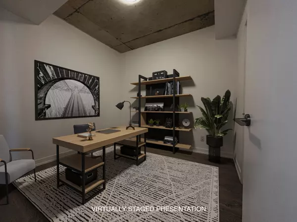 Toronto W01, ON M6K 0B9,1205 Queen ST W #306