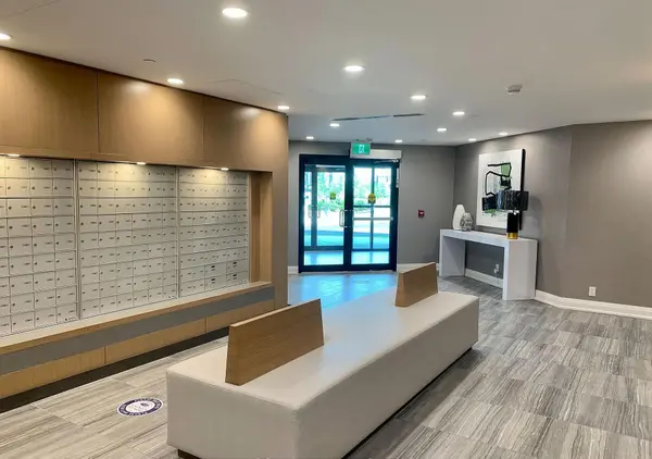 128 Grovewood Common #608, Oakville, ON L6H 0X3