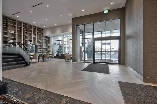 Oakville, ON L6M 5P6,2450 Old Bronte RD #510