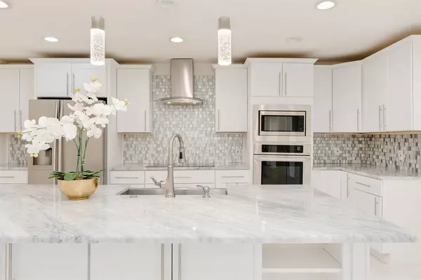 215 Countryside Drive, Arlington, TX 76014