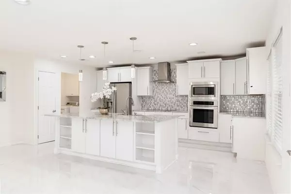 Arlington, TX 76014,215 Countryside Drive