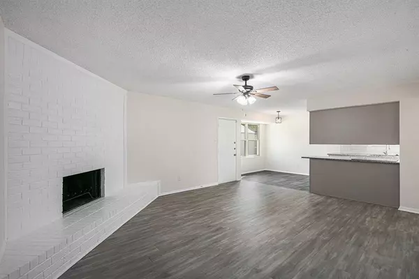 Fort Worth, TX 76112,1417 Warren Lane