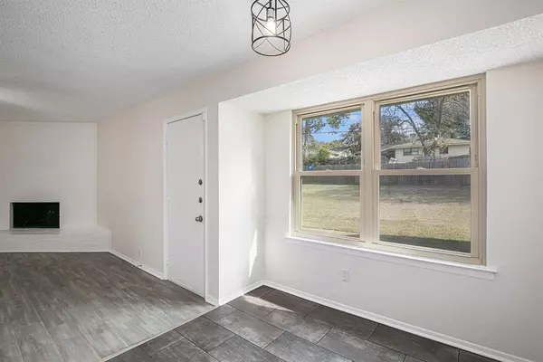 Fort Worth, TX 76112,1417 Warren Lane