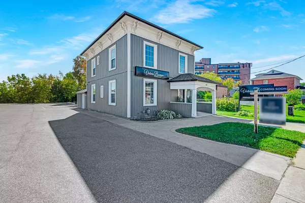 Bradford West Gwillimbury, ON L3Z 1R7,92 Holland ST W