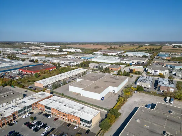 Newmarket, ON L3Y 7B6,150 Pony DR E