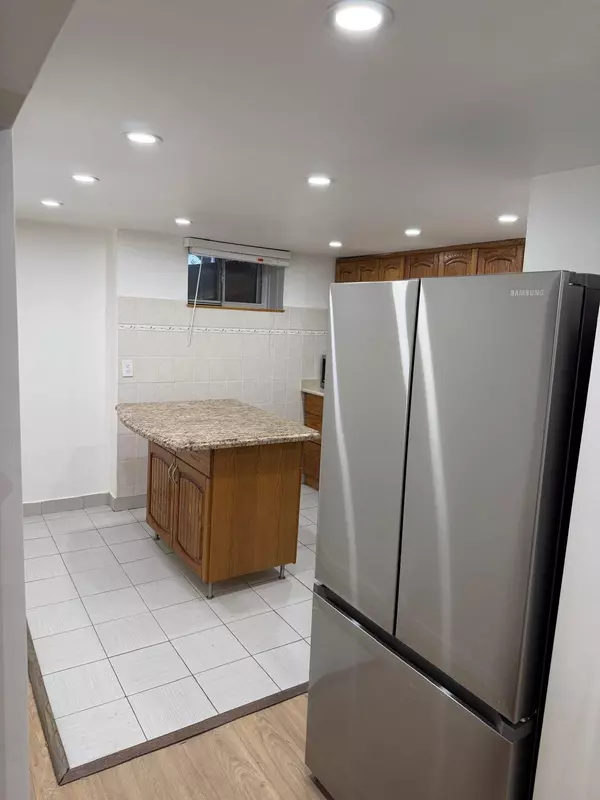 Toronto E05, ON M1T 2A2,70 Moraine Hill DR #Bsmt