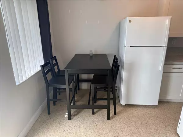 Pompano Beach, FL 33062,2431 NE 18th St #2