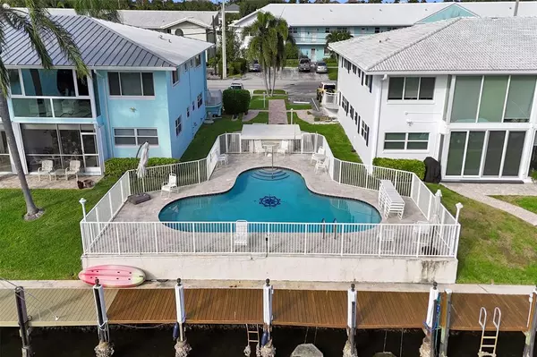 Lighthouse Point, FL 33064,2330 NE 36th St #9