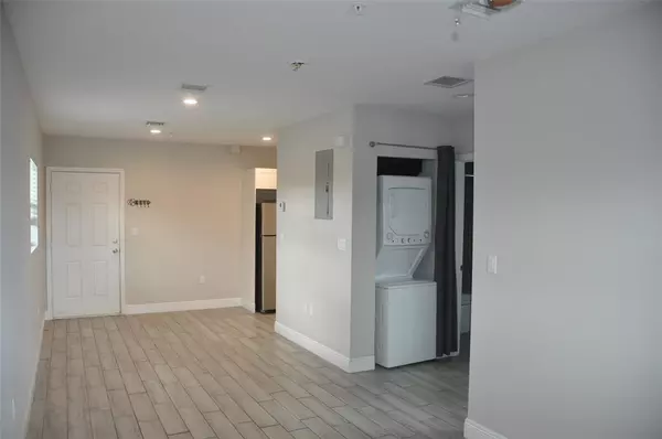 Fort Lauderdale, FL 33311,1216 NW 6th Ct #1