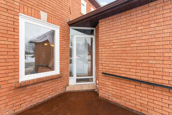 Brampton, ON L6Y 4C8,116 Malta AVE