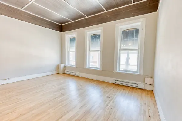 Greater Napanee, ON K7R 1H8,48 Dundas ST E