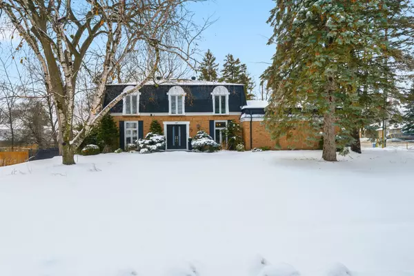 22 Forest Hill CRES, Belleville, ON K8N 4M5