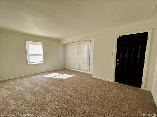 Flint, MI 48505,5502 Susan ST