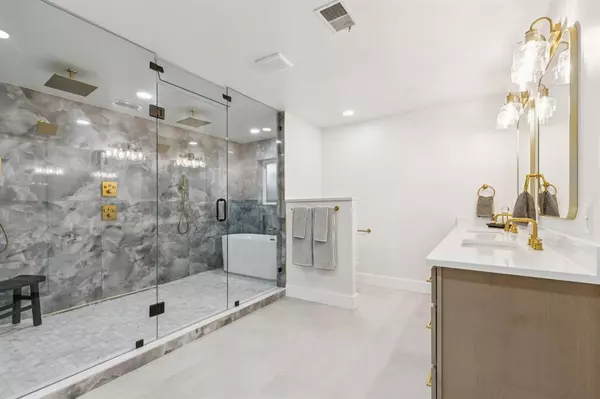 Arlington, TX 76016,4216 Kelly Elliott Road