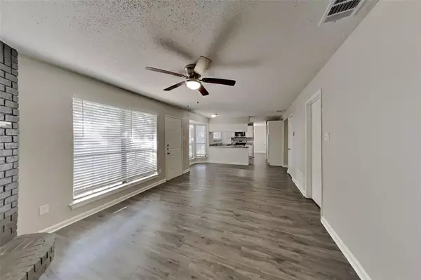 Arlington, TX 76018,6006 Rocky Point Drive