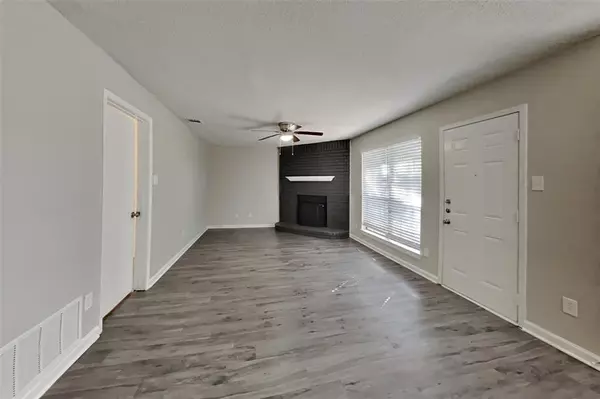 Arlington, TX 76018,6006 Rocky Point Drive