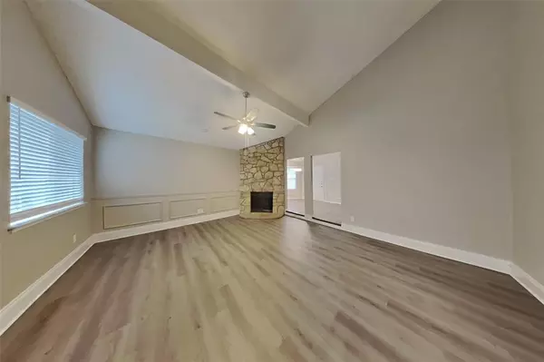 Arlington, TX 76001,6723 Cherrytree Drive