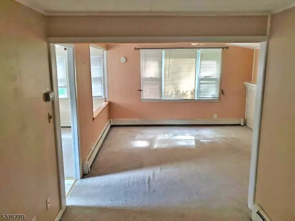 Jefferson Twp., NJ 07438,4 Village Pl