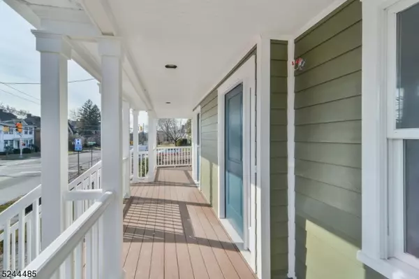 Montclair Twp., NJ 07042,92B Grove St #B