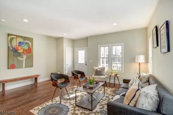 Montclair Twp., NJ 07042,92B Grove St #B