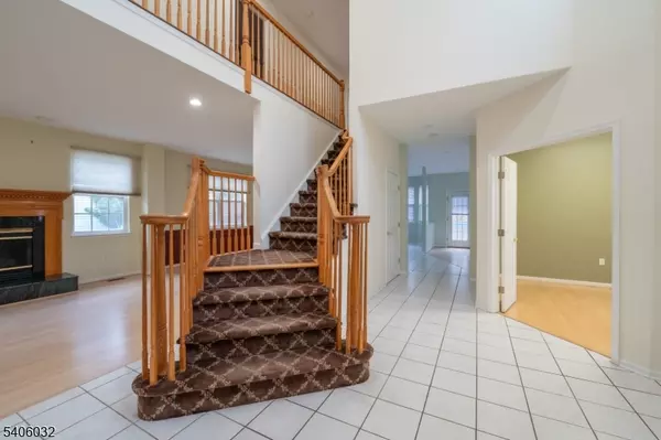 Bernards Twp., NJ 07920,23 Hansom Rd