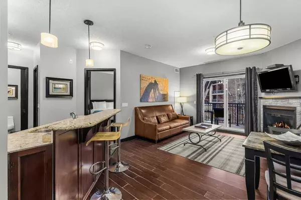 Canmore, AB T1W3B1,901 Mountain ST #322