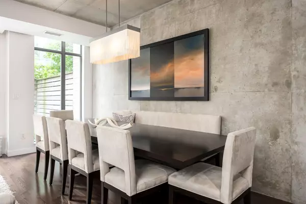 Toronto C08, ON M4Y 1X6,301 Mutual ST