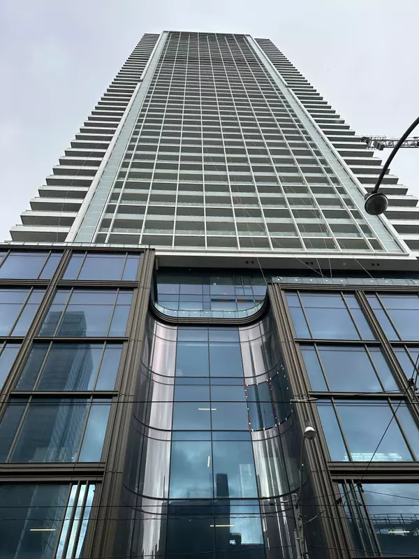 Toronto C08, ON M5C 0B6,88 Queen ST E #1005