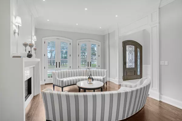 Toronto C07, ON M3H 1A6,148 Delhi AVE