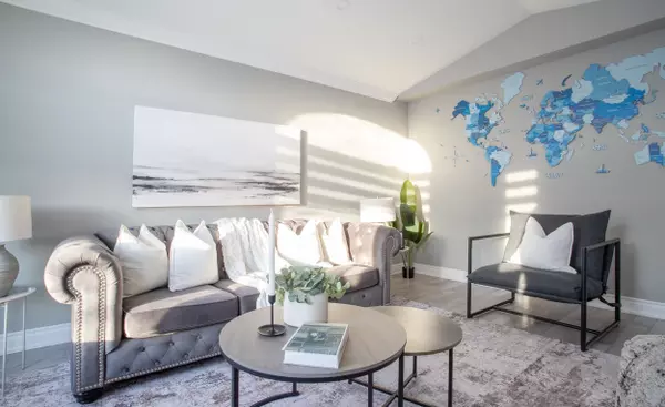 Whitby, ON L1R 2E6,9 Sato ST