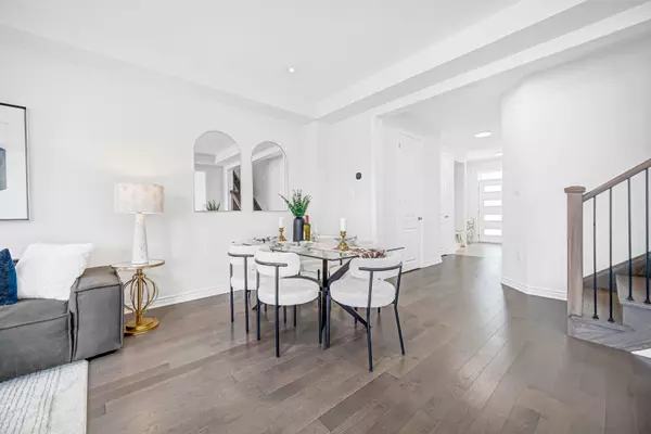 Whitby, ON L1P 0L8,89 Barkerville DR