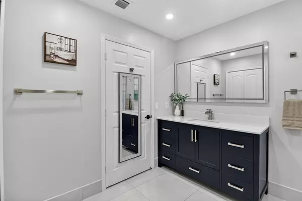 Miami, FL 33193,8134 SW 163rd Pl