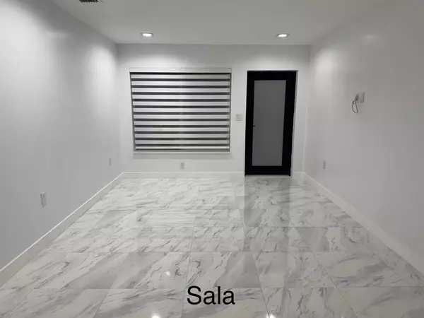 Miami, FL 33135,641 SW 35th Ave