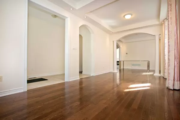 Markham, ON L6E 0L4,21 Wozniak CRES