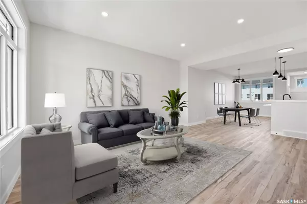 Regina, SK S4Y 0G9,7756 Mapleford BOULEVARD