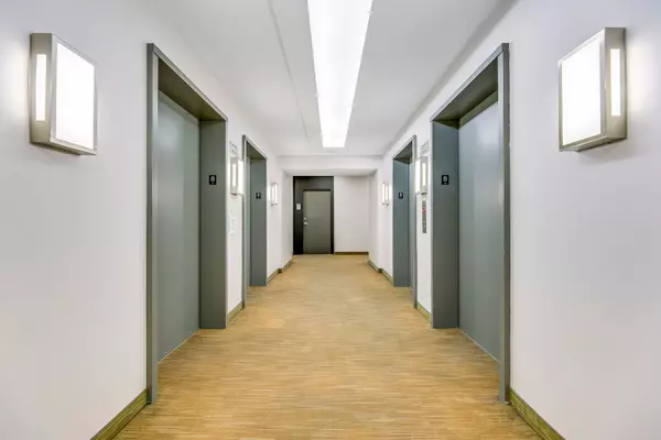 Mississauga, ON L5B 0E8,223 Webb DR #802