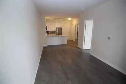 Mississauga, ON L5R 0G9,65 Watergarden DR #301