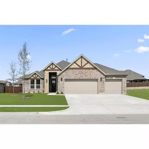 928 Gold Finch Lane, Forney, TX 75126
