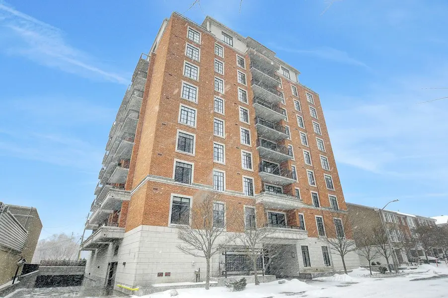 330 Loretta AVE S #302, Dows Lake - Civic Hospital And Area, ON K1S 4E8