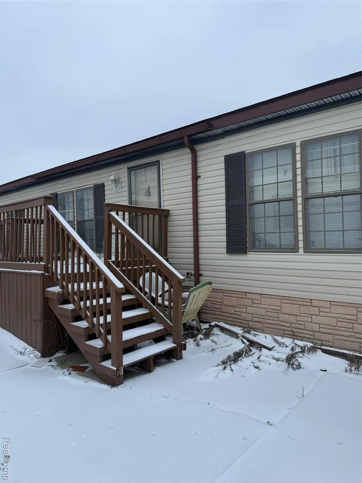 Milford, MI 48381,2222 S Sheeran DR