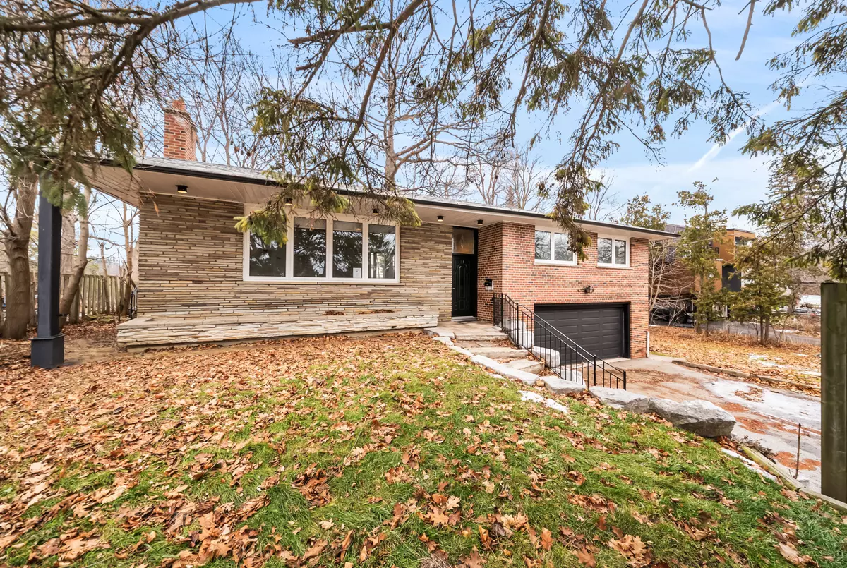 Toronto E10, ON M1C 2Z9,541 Rouge Hills DR