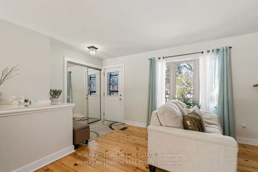 Innisfil, ON L9S 2H8,759 Chestnut ST