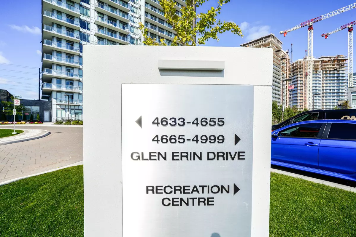 Mississauga, ON L5M 0Z1,4655 Glen Erin DR #1010